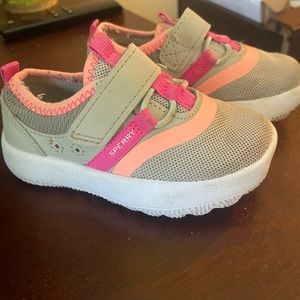 Sperry Coastal Break Sneakers size 5c